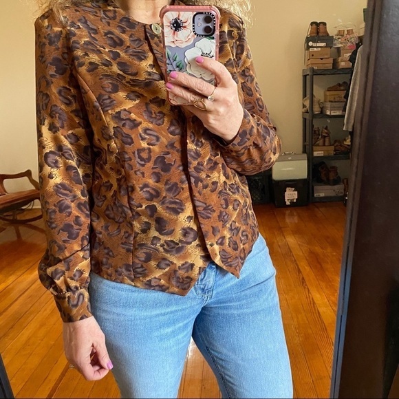 Vintage 90s leopard print Blouse shoulder pads - Picture 1 of 8